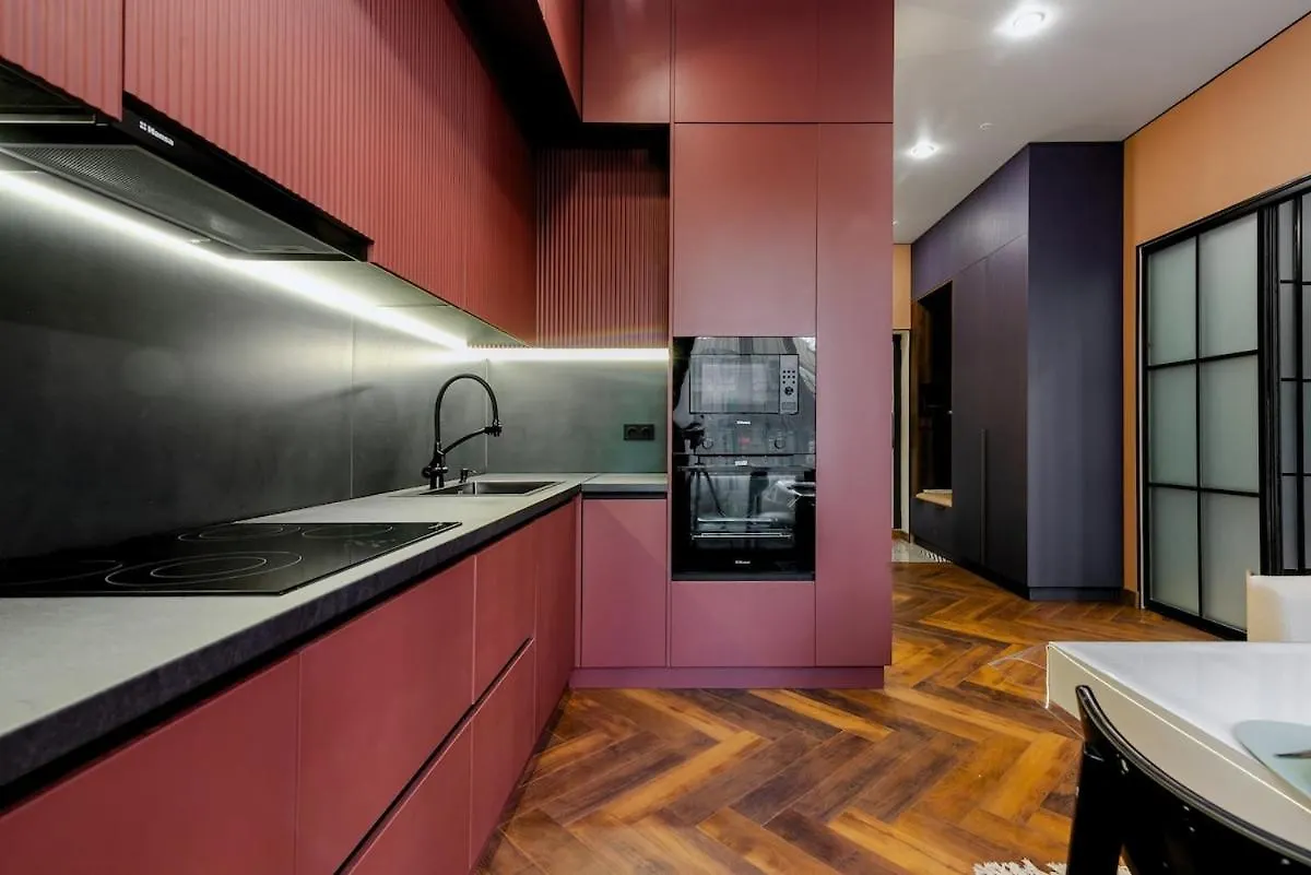 Apartment Cozy Retreat In The City Center, Near Arbat & Mall Almaty