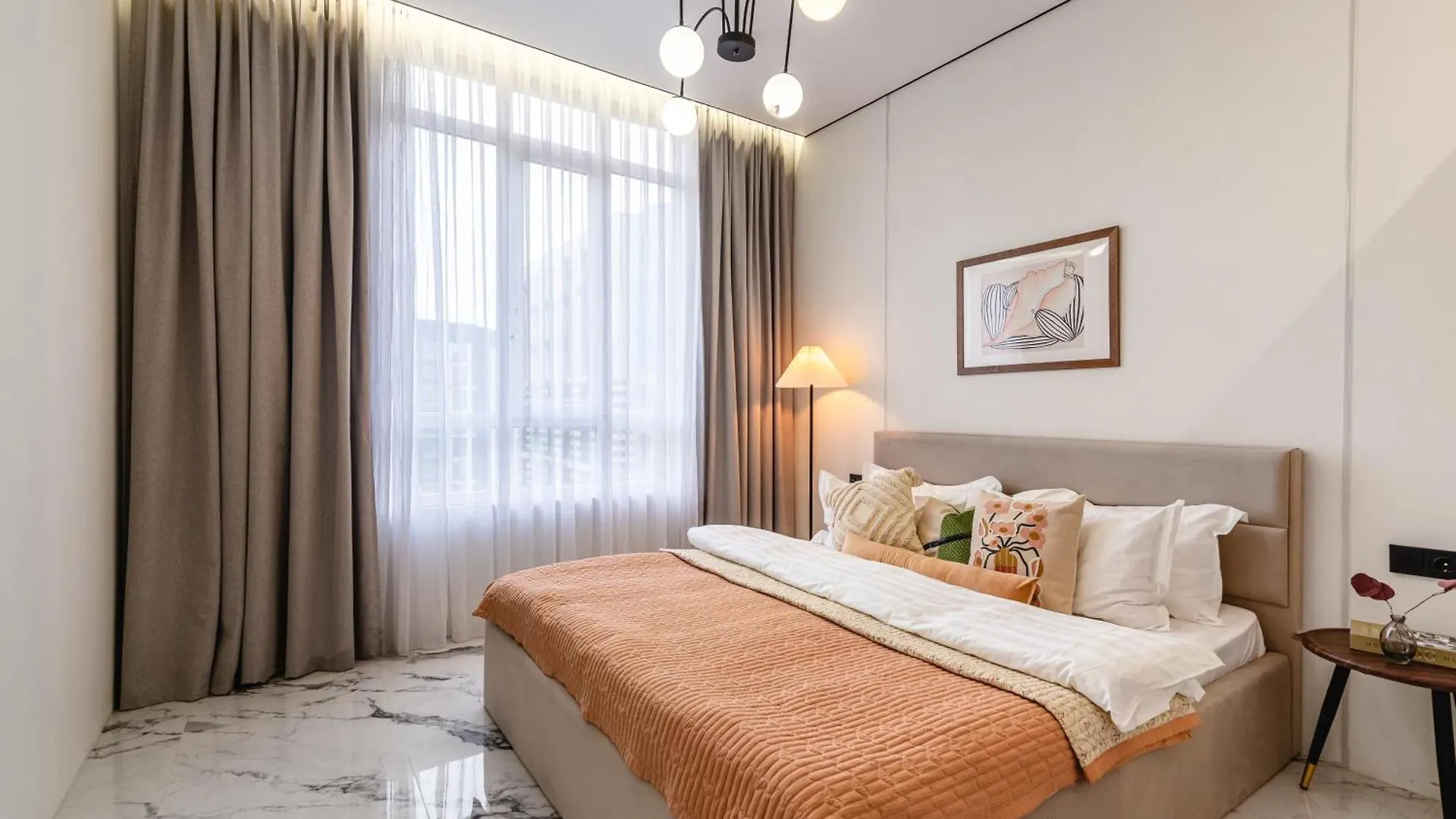 Cozy Retreat In The City Center, Near Arbat & Mall Almaty