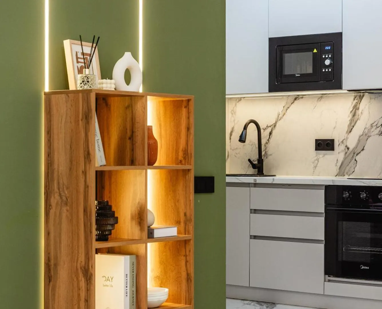Cozy Retreat In The City Center, Near Arbat & Mall Almaty 0*,