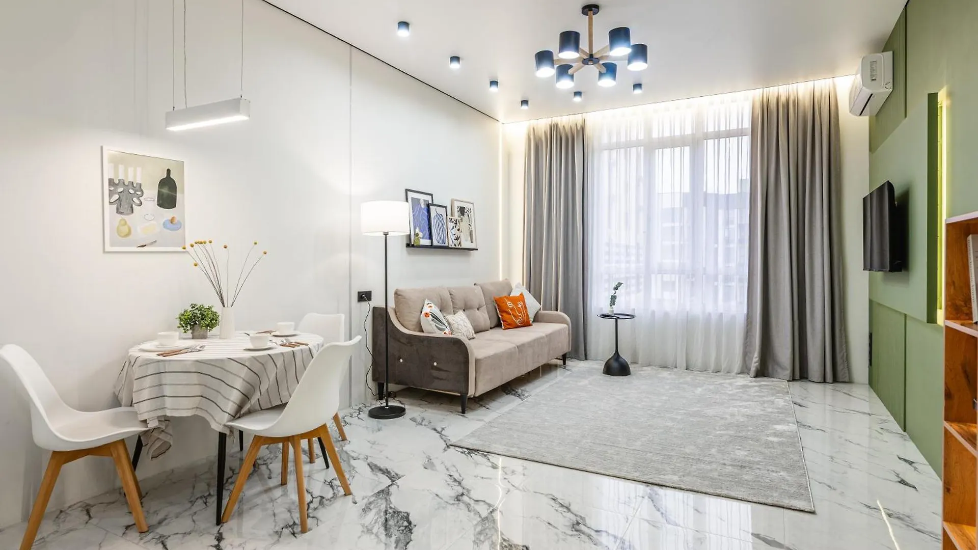 Cozy Retreat In The City Center, Near Arbat & Mall Almaty Kazakhstan