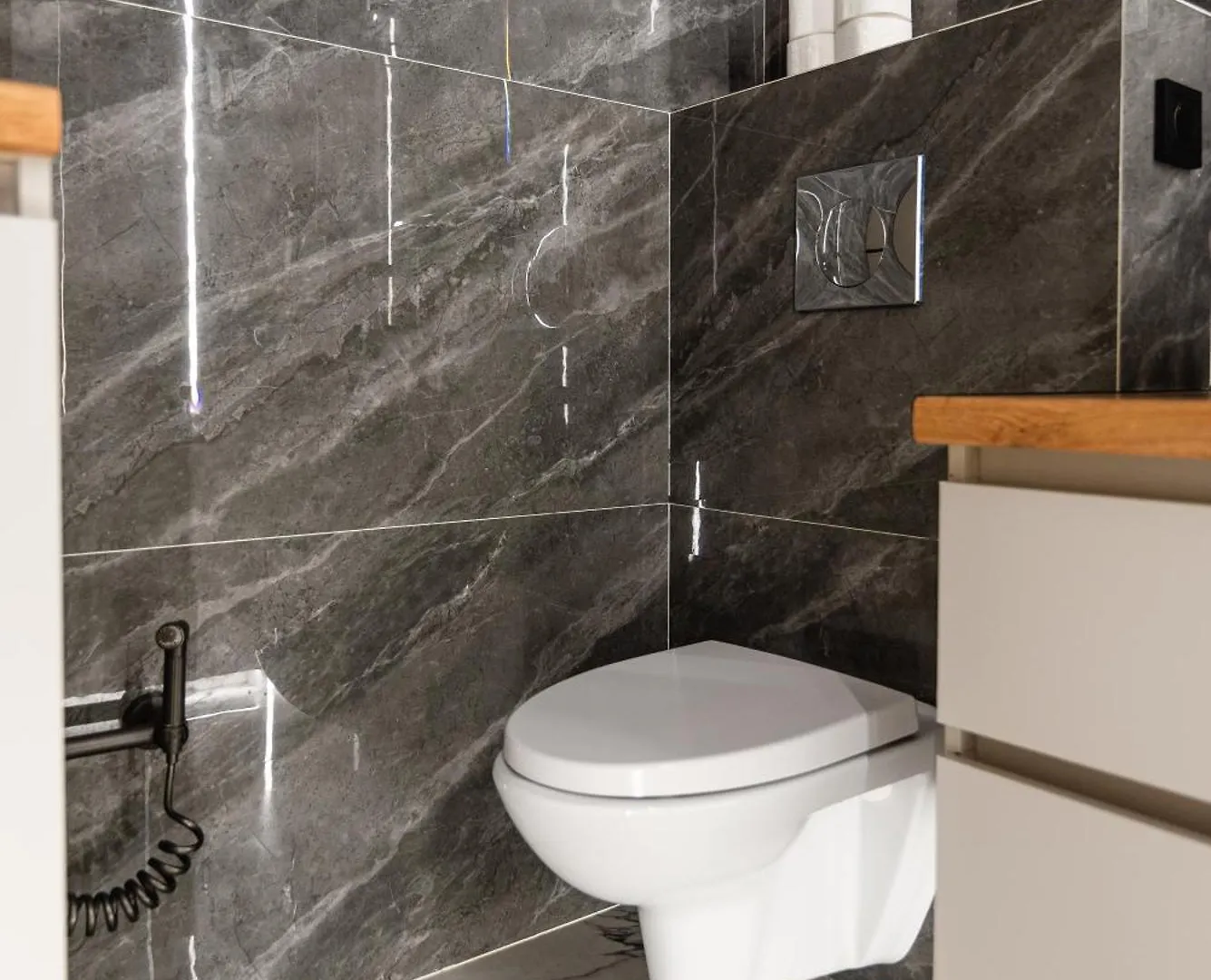 Cozy Retreat In The City Center, Near Arbat & Mall Almaty